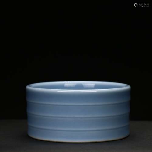 A Chinese Guan Element Porcelain Washer, Qianlong Marks