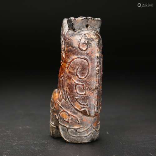 A Chinese nephrite archaistic carvings