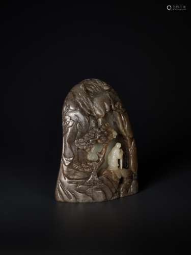 A LARGE BROWN, CELADON AND WHITE JADE MOUNTAIN BOULDER, QING DYNASTY