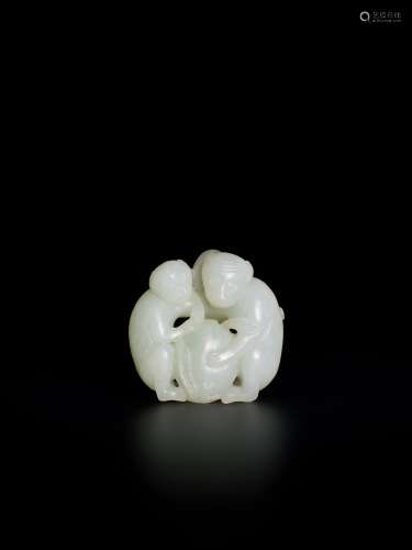 A QING DYNASTY WHITE JADE PENDANT OF TWO MONKEYS WITH PEACH