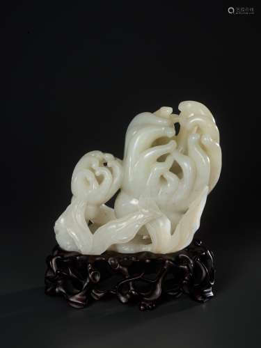 A SUPERBLY CARVED WHITE JADE GROUP OF FINGER CITRONS, QING DYNASTY, 18TH CENTURY