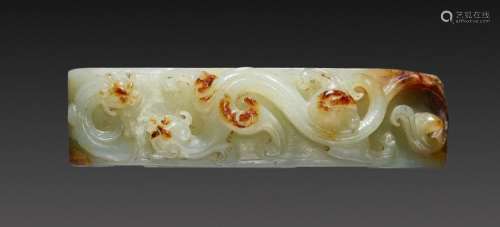 A SPLENDID SUI SCABBARD SLIDE IN HIGHLY POLISHED CELADON GREEN JADE WITH HORNLESS CHI DRAGONS CARVED IN RELIEF