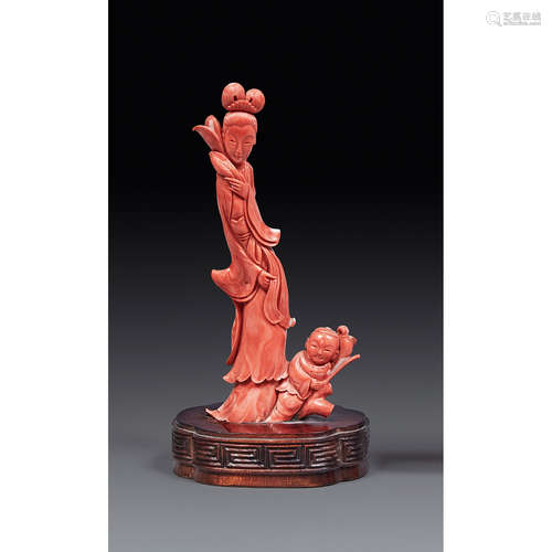 STATUETTE DE JEUNE FEMME