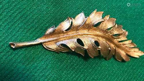 Vintage Gilded Brooch