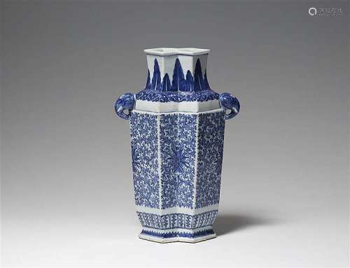 A blue and white double-lozenge vase. 19th century