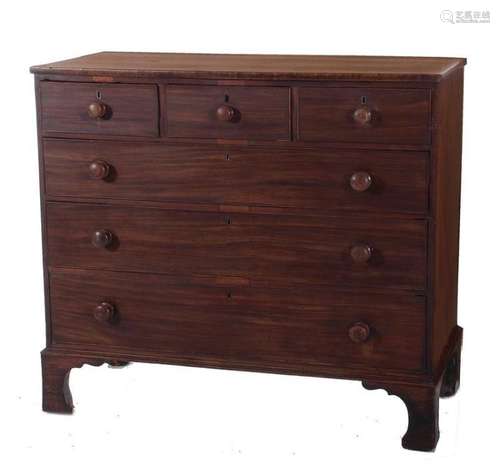 Georgian style mahogany chest of drawers