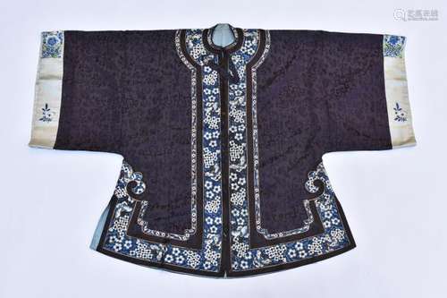 A CHINESE EMBROIDERED SILK JACKET