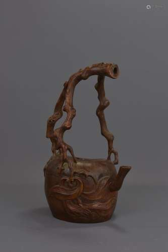 A LARGE CHINESE BAMBOO ROOT TEAPOT