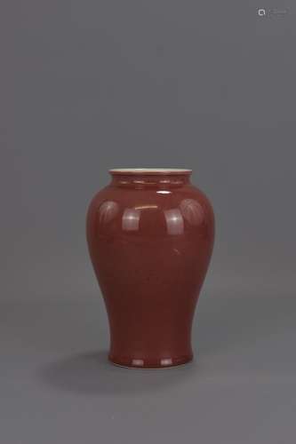 A CHINESE LIVER-RED GLAZED PORCELAIN VASE