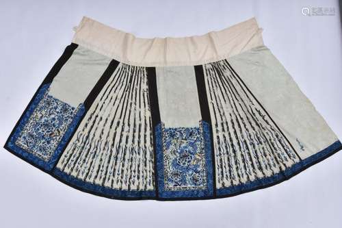 A CHINESE EMBORIDERED SILK SKIRT