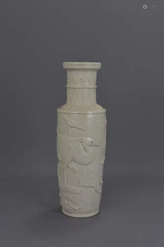 A CHINESE WHITE GLAZED PORCELAIN VASE