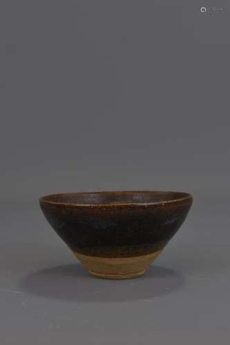 A CHINESE SONG DYNASTY JIZHOU TEA BOWL