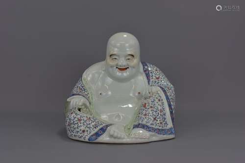 A CHINESE WEI HONG TAI PORCELAIN BUDDHA