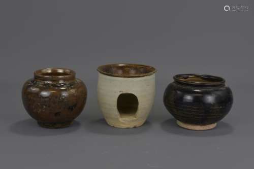THREE CHINESE SONG DYNASTY POTTERY PIECES