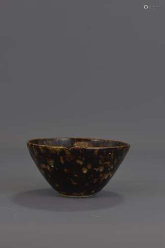 A CHINESE SONG DYNASTY JIZHOU TEA BOWL