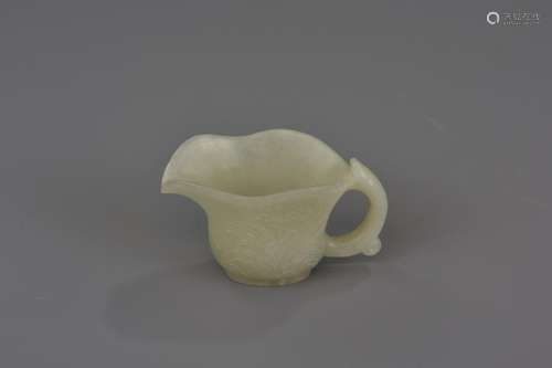 A CHINESE WHITE JADE WINE CUP