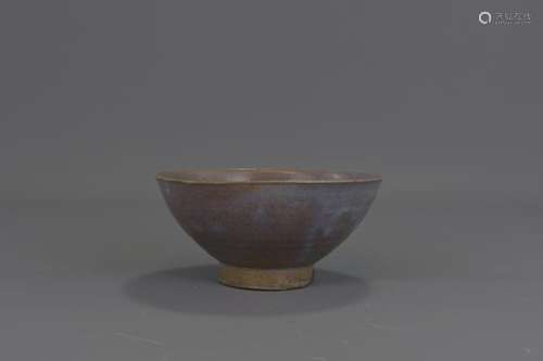 A CHINESE SONG DYNASTY POTTERY BOWL