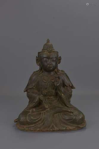 A LARGE CHINESE MING DYNASTY BRONZE BUDDHA