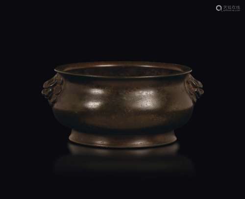 A bronze censer with mascaron handles, China, Ming Dynasty, 17th century