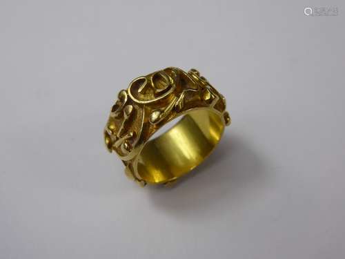 A 18/22ct Yellow Gold Bespoke Wedding Band, size L, approx 6.0 gms.