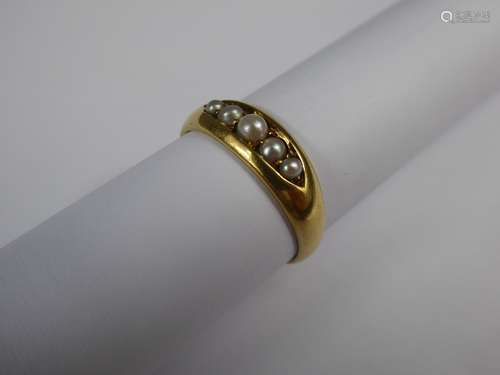 An Antique 18 ct Yellow Gold and Seed Pearl Ring, size P, approx 3.7 gms.