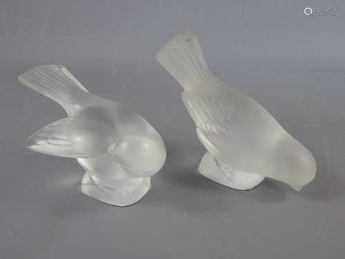 A Pair of Frosted Sparrows, both signed Lalique, France, approx 13 x 10 cms.