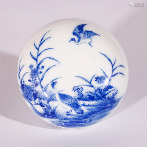 CHINESE BLUE AND WHITE INK BOX