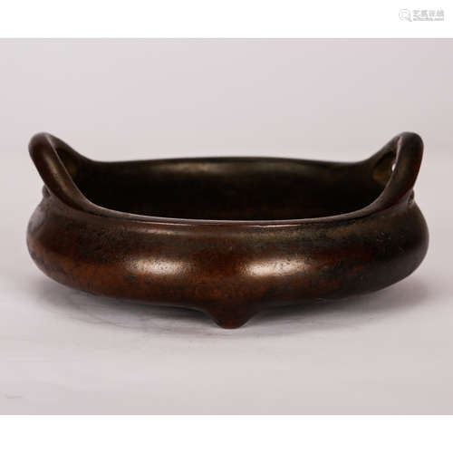 CHINESE BRONZE TRIPOD CENSER