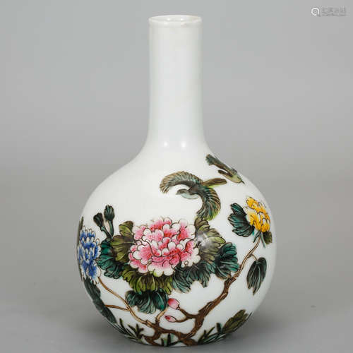 CHINESE FAMILLE ROSE BOTTLE VASE