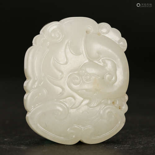 CHINESE WHITE JADE PENDANT