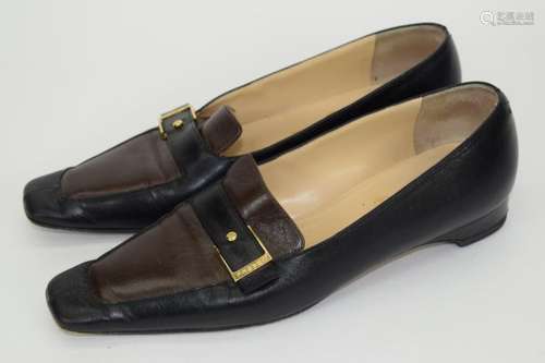 PAIR CHANEL BLACK & BROWN LEATHER SHOES 38-1/2