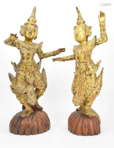 18TH C PAIR ALTER GUARDIAN CAMBODIAN DANCERS