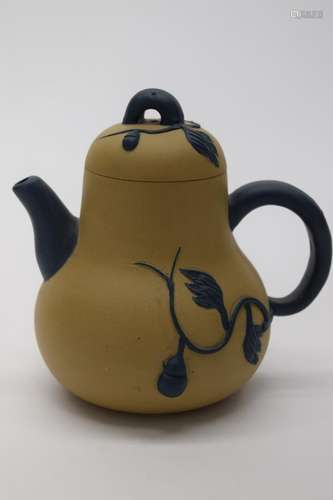 CHINESE YIXING CLAY ZISHA PURPLE SAND TEAPOT 7