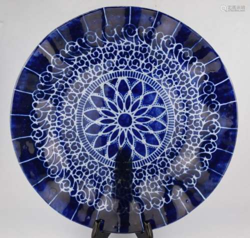 SYDENSTRICKER STUDIO BLUE FLORAL ART GLASS CHARGER