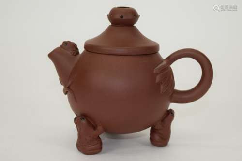 CHINESE YIXING CLAY ZISHA PURPLE SAND TEAPOT 15