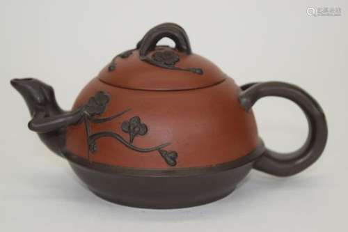 CHINESE YIXING CLAY ZISHA PURPLE SAND TEAPOT 5