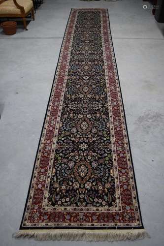 HAND WOVEN ORIENTAL FLORAL RUNNER RUG