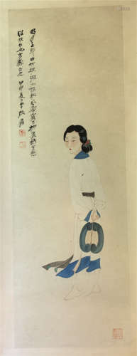 CHINESE SCROLL PAINTING OF BEAUTY WITH FAN