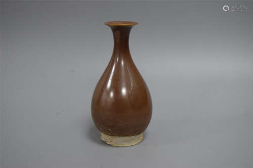 CHINESE PORCELAIN DINGYAO KILN BROWN GLAZE YUHUCHUN VASE