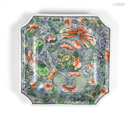 Plat carré Porcelaine de la famille verte motifs d...