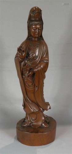 Statuette de Guanyin en buis sculpté Chine, XXe si...