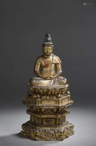 Statue de kannon en bois laqué or Japon, époque Ed...