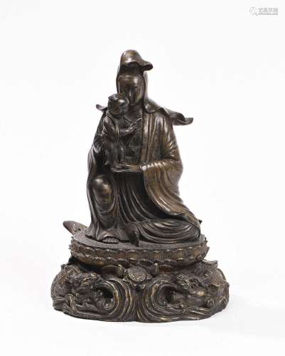 Chine, vers 1900Sujet en bronze représentant la...