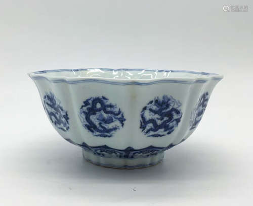 A BLUE&WHITE DRAGON BOWL