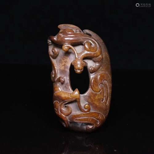 A HETIAN JADE CARVED PENDANT