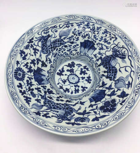 A BLUE&WHITE MONSTER BOWL