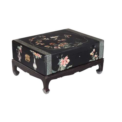 A Chinese coromandel lacquer box on stand