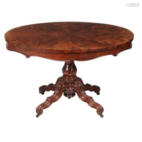 A Victorian mahogany oval centre table