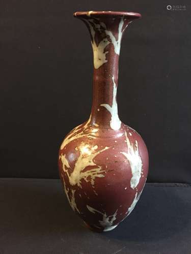 Chinese Porcelain Long Neck Vase