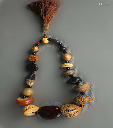 A very special Chinese nut  necklace